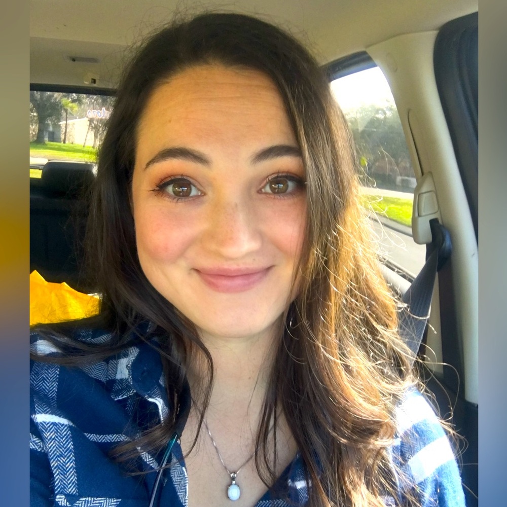 Meet your Posher, Kelsey